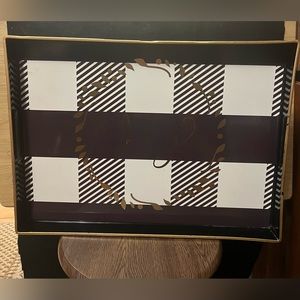 Perfume tray